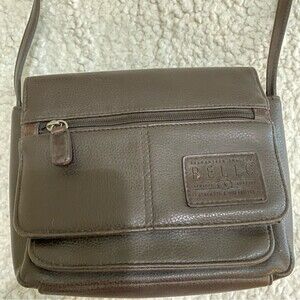 VTG Fossil Leather Crossbody Purse Saddle Boho Relic Brown Pockets Adjustable